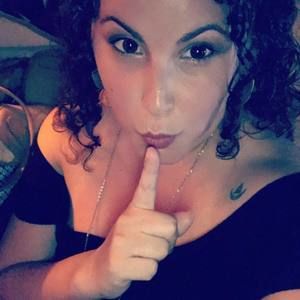 Meet your Posher, Adriana